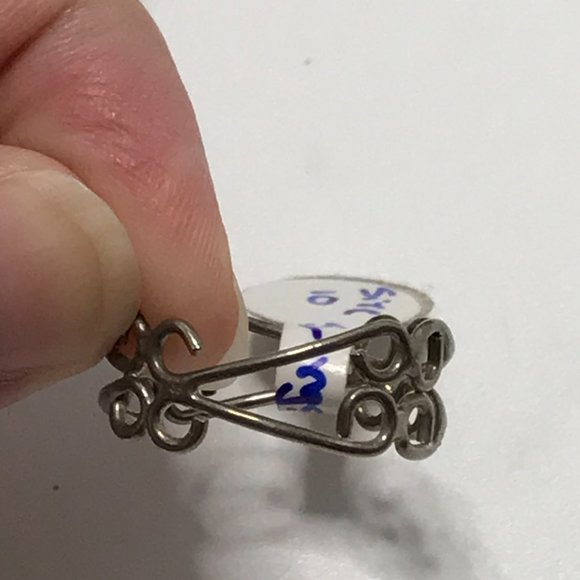 Sterling Silver Wire Ring, Size 10 - Picture 5 of 6